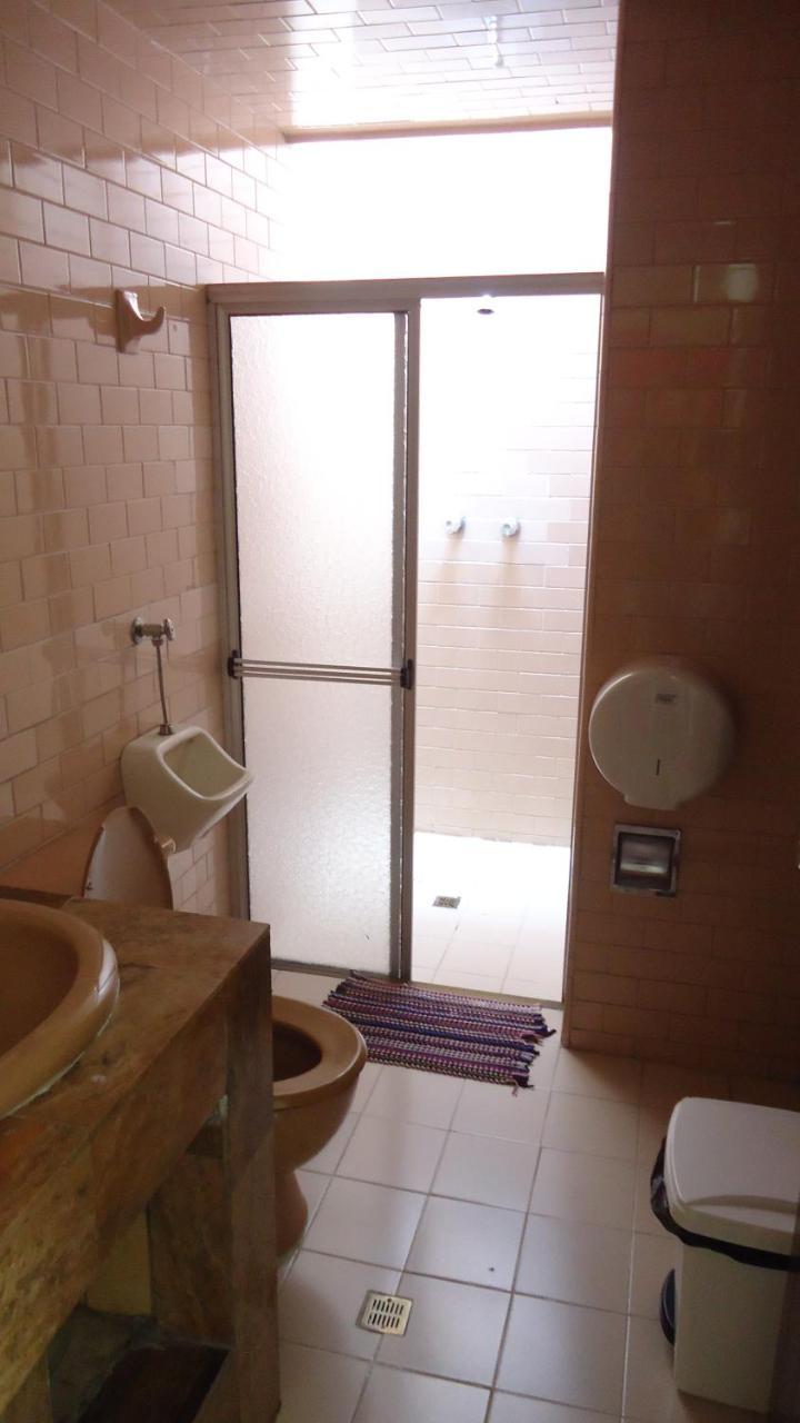 Iris Hostel Medellín Buitenkant foto